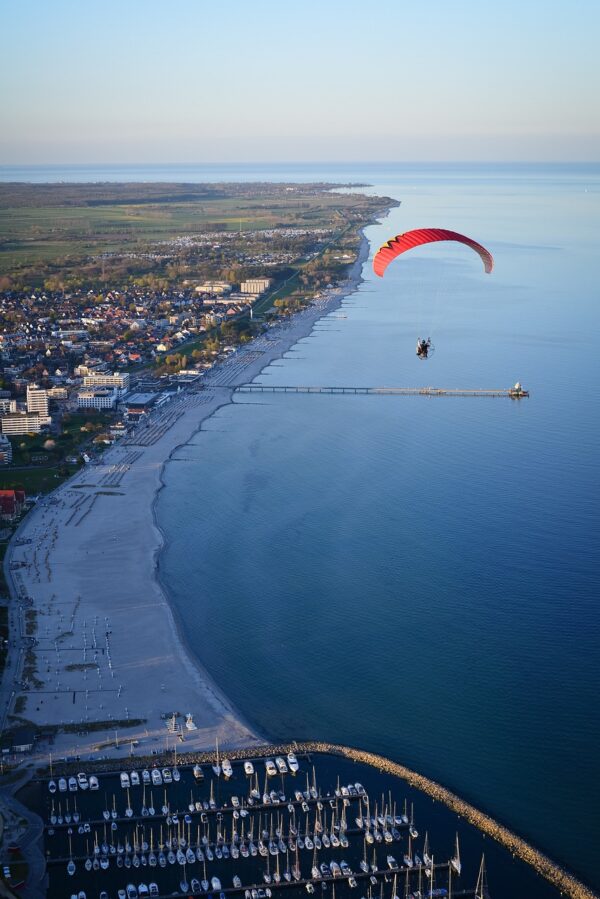 paragliding, paraglider, flying, nature, sea, coast, baltic sea